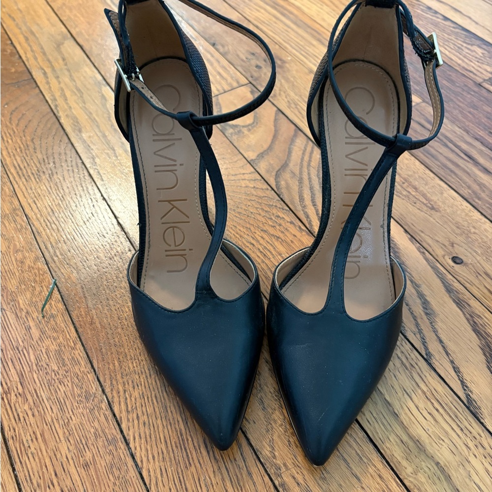 Calvin Klein Black T-Strap Heels 5.5
